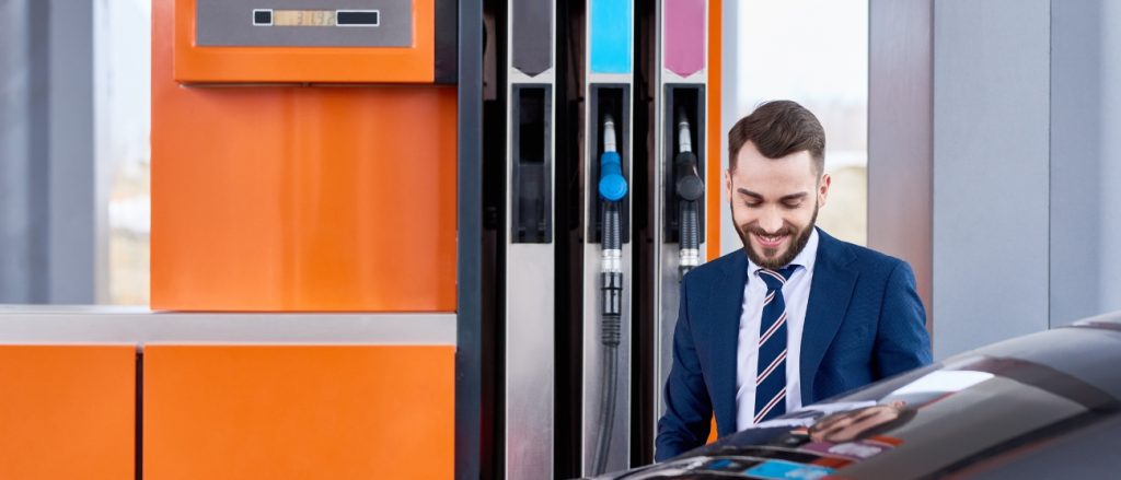 Fringe Benefit Auto 2025 la nuova normativa costa cara a chi sceglie ancora benzina o diesel